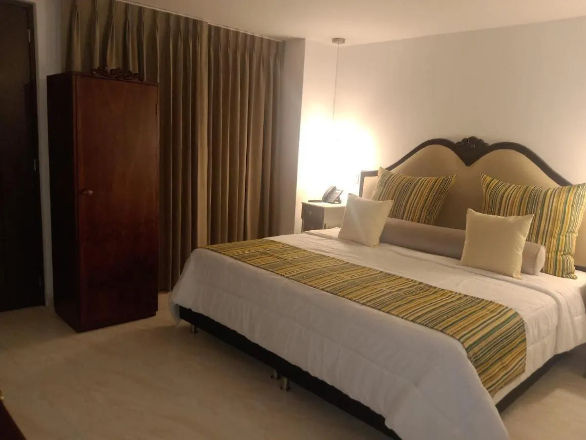 Hotel Dorado Plaza Calle del Arsenal Cartagena